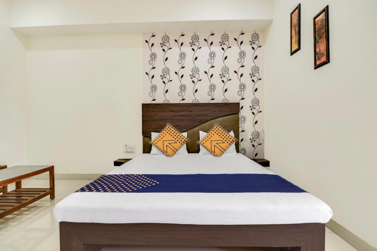 Spot On 62545 Sai Resort Hingoli 外观 照片