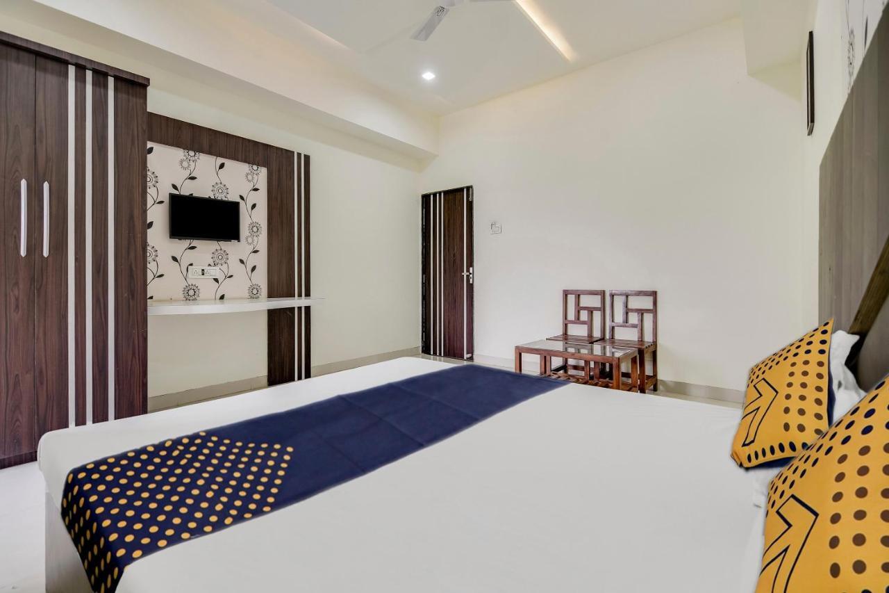 Spot On 62545 Sai Resort Hingoli 外观 照片